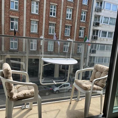 Resedentie Prado Lägenhet Oostende Exteriör bild