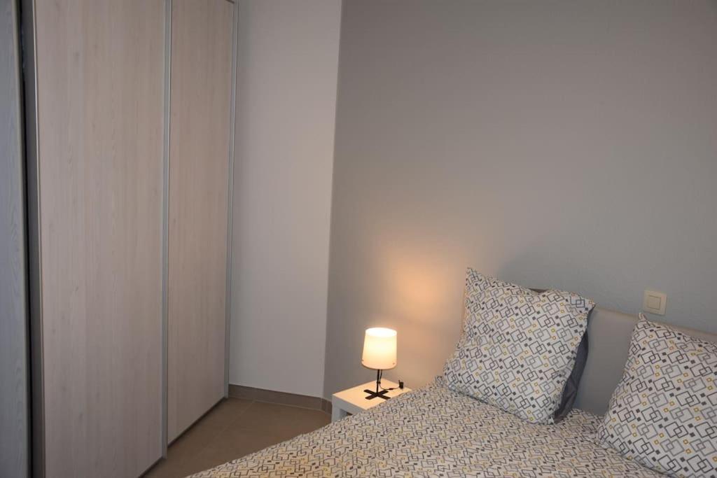 Resedentie Prado Lägenhet Oostende Exteriör bild